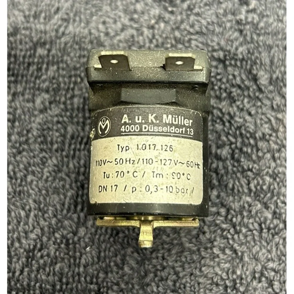 AUK Mueller Valve 110/127V Huebsch F380900 Solenoid Part